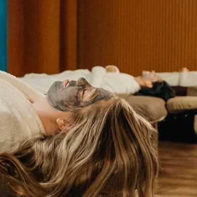COUPLES MASSAGE