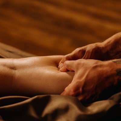 DEEP TISSUE MASSAGE